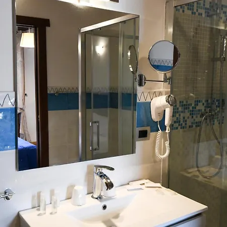 Double B Maison De Charme Bed and Breakfast 2*